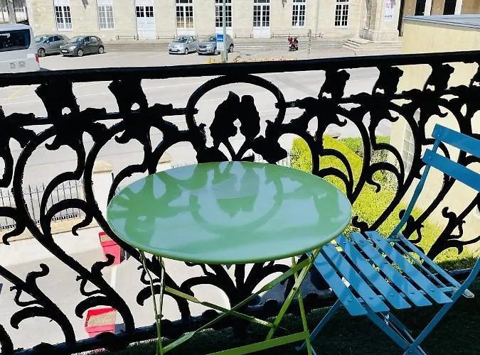 Louis Quartier Gare * Vittel